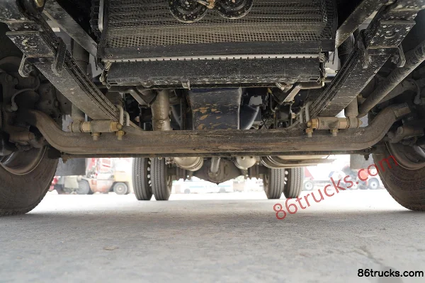 SHACMAN Light Truck Jindelong K1 Flagship 160 hp 4X2(6 wheels) 3.85m AMT automatic double-row stake truck Chassis (1) | 86Trucks
