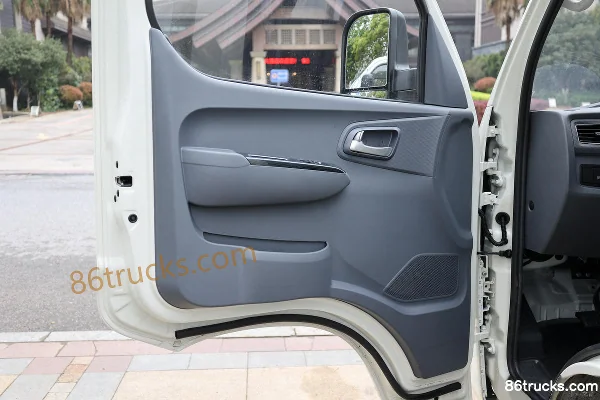 Foton Xiangling M2 Pro Luxury 2.0L 144hp 4X2(6 wheels) Gasoline 4m Single Row Flatbed Mini Truck Cab (3) | 86Trucks