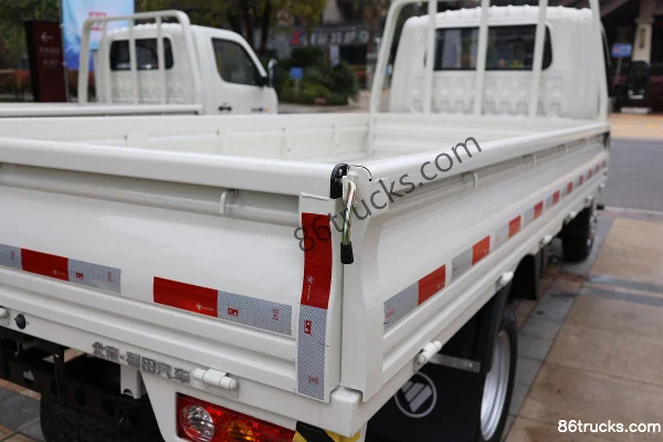 Foton Xiangling M2 Pro Luxury 2.0L 144hp 4X2(6 wheels) Gasoline 4m Single Row Flatbed Mini Truck Body (3) | 86Trucks