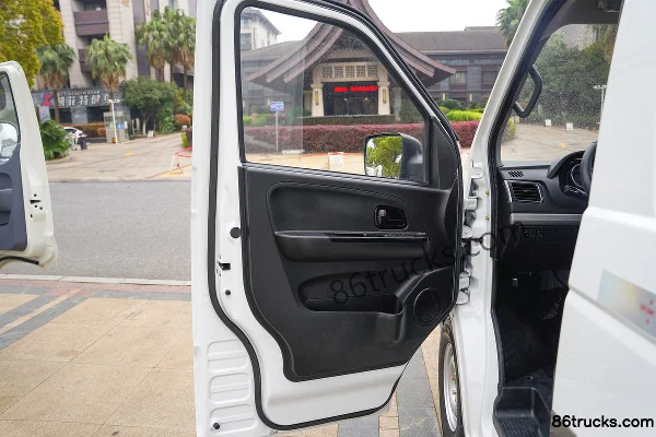 Foton Times EV6 Fast & Slow Charge Edition 3.2T 2-Seat 4.89m Electric Panel Van 41.93kWh Cab (1) | 86Trucks