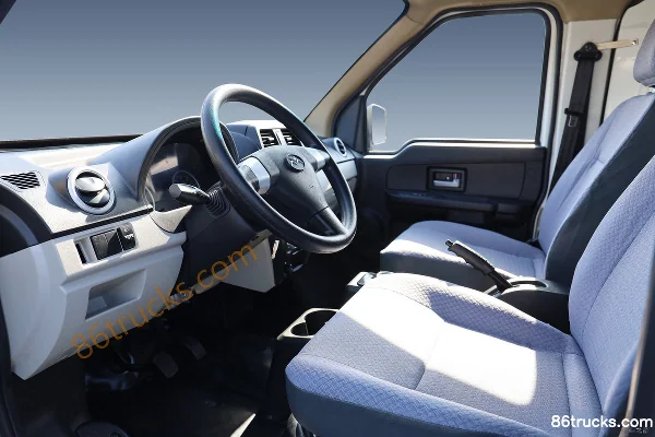 New Gonow Ruizheng 2.6T 2-Seat 4.5m Electric Panel Van 38.4kWh Cab (1) | 86Trucks