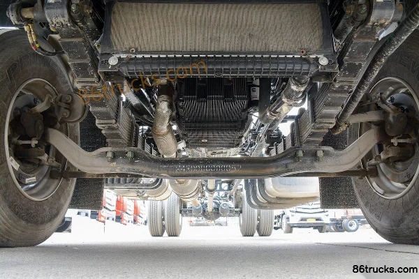 Foton Auhang R Pro 220 ch 4X2(6 roues) 6,8 m AMT automatique camion porteur à ridelles Châssis (1) | 86Trucks