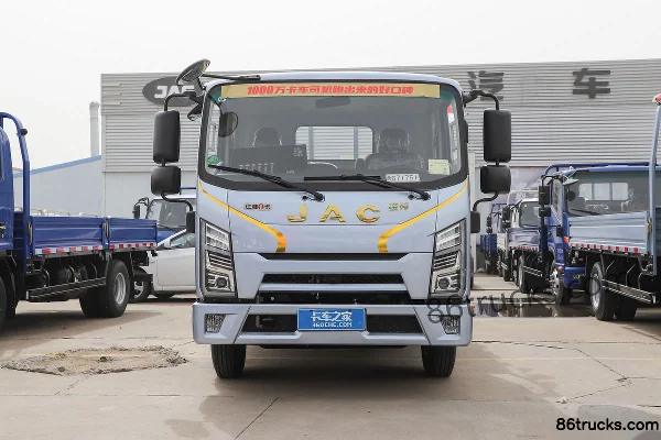 JAC Junling S6 Comfort Edition 2.5L Diesel 170hp 4X2(6 wheels) Fast Gear 8-Speed 3.85m Semi-Sleeper Flatbed Light Truck Exterior (2) | 86Tru