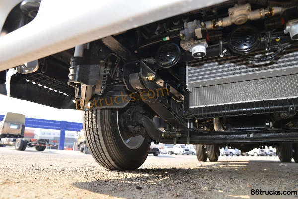 Foton Aoling Supersonic 160 hp 4X2(6 wheels) 4.14m single-row van light truck (China VI) Chassis (2) | 86Trucks