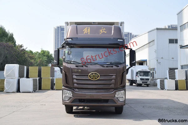 FAW Jiefang Qingdao JK6 260hp 4X2(6 wheels) 6.8m Refrigerated Truck (Hongye) Exterior (2) | 86Trucks