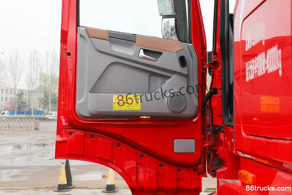 Dongfeng Commercial Vehicle Tianlong Flagship KX King Edition 600 hp 6X4(10 wheels) AMT automatic tractor truck (China VI) Cab (2) | 86Truck
