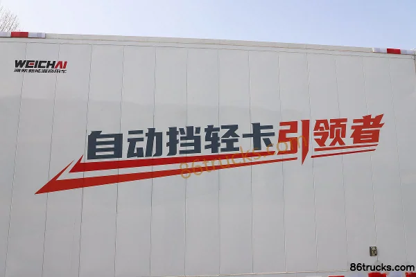 SHACMAN Light Truck Jindelong K1 Super Lightweight 130 hp 4X2(6 wheels) 4.18m AMT automatic single-row van light truck (China VI) Body (3)