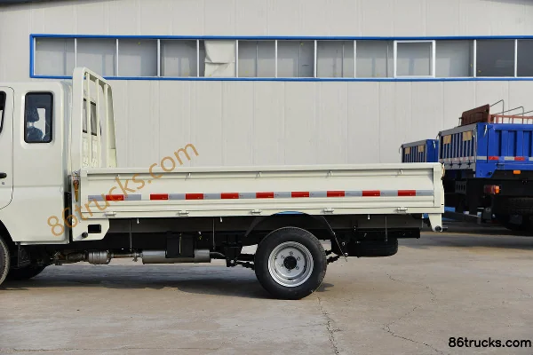 Foton Xiangling M1 Comfort 1.6L 105 hp 4X2(6 wheels) CNG 3.05m Semi-row Flatbed Micro Truck Body (2) | 86Trucks