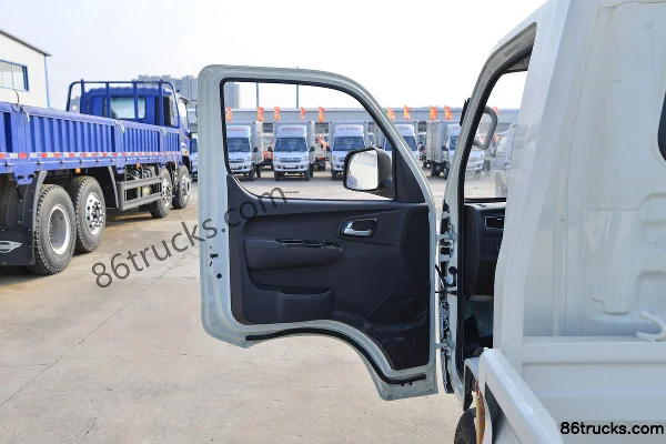 Foton Xiangling M1 Confort 1.6L 122 ch 4X2(6 roues) essence 3,3 m camion plateau micro simple cabine (1) | 86Trucks