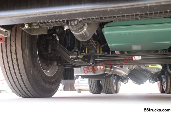 FAW Jiefang J6V camion lourd 560 ch 6X4(10 roues) tracteur routier AMT automatique (China VI) Châssis (2) | 86Trucks