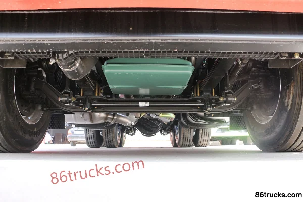FAW Jiefang J6V camion lourd 560 ch 6X4(10 roues) tracteur routier AMT automatique (China VI) Châssis (1) | 86Trucks