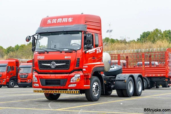 Dongfeng Changxing D7V 480 hp 6X4(10 wheels) LNG Tractor Truck Exterior (3) | 86Trucks