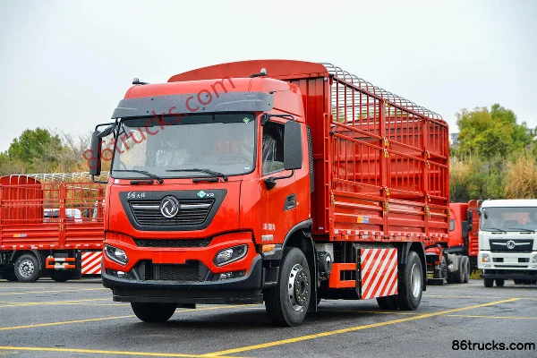 Dongfeng Tianjin KR LNG 220 hp 4X2(6 wheels) 6.75m CNG Cargo Truck with Stake Sides (Fast Gear 8-speed) Exterior (3) | 86Trucks