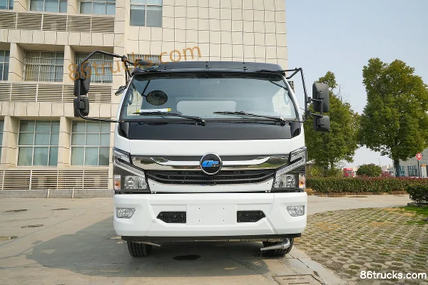 Xinchufeng Mantianxing 4X2(6 wheels) Electric Water Sprinkler Truck 192.54kWh Exterior (2) | 86Trucks