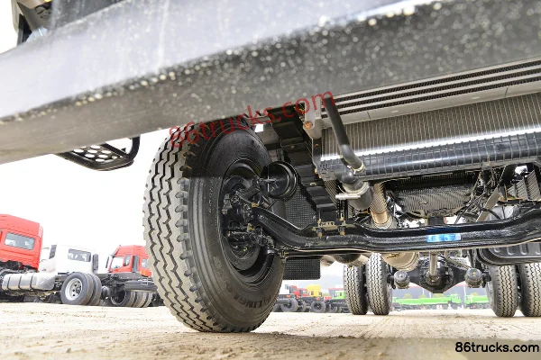 Dongfeng Commercial Vehicle Tianjin VR 195 hp 4X2(6 wheels) Compactor Garbage Truck (Chengli Brand) Chassis (2) | 86Trucks