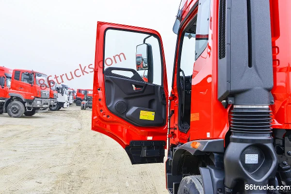 Dongfeng Commercial Vehicle Tianjin KR Xingyao Edition 260 hp 4X2(6 wheels) 9.8 m van cargo truck (China VI) Cab (1) | 86Trucks