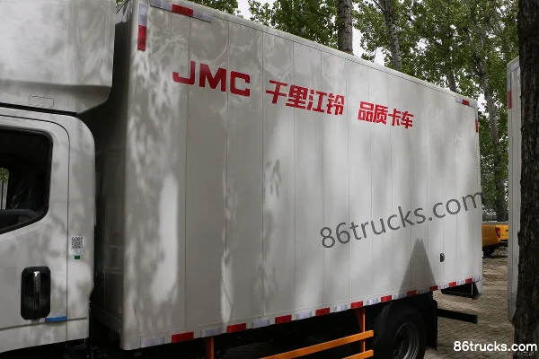 JMC Kaiyun+ 129 ch 4X2(6 roues) 4,2 m Camion fourgon à cabine simple (China VI) Carrosserie (1) | 86Trucks