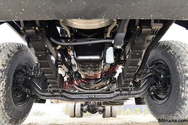 Dongfeng Commercial Vehicle Tianlong KC 340hp 6X4(10 wheels) 8.5m truck-mounted crane Chassis (1) | 86Trucks