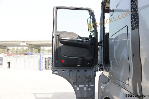 Sinotruk Sitrak G7S heavy truck Luxury Edition 540 hp 6X4(10 wheels) AMT automatic tractor truck (China VI) Cab (1) | 86Trucks