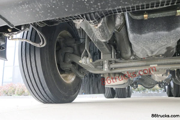 Sinotruk Sitrak G7S heavy truck Luxury Edition 540 hp 6X4(10 wheels) AMT automatic tractor truck (China VI) Chassis (2) | 86Trucks