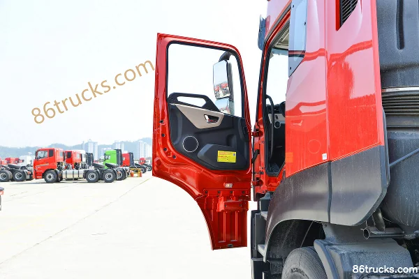 Dongfeng Commercial Vehicle Tianlong KL Heavy Truck Sailing Edition 465hp 6X4(10 wheels) tractor truck (China VI) Cab (1) | 86Trucks