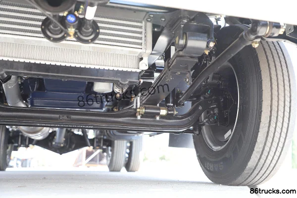 SHACMAN Light Truck Delong Z1 Super Lightweight 160hp 4X2(6 wheels) 4.18m Single Row Flatbed Light Truck Chassis (3) | 86Trucks