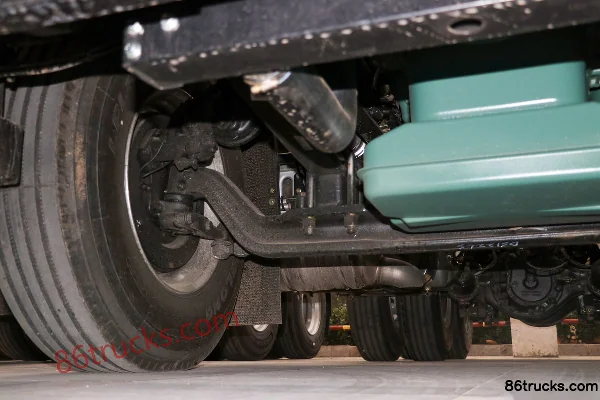 FAW Jiefang Qingdao JH5 500 hp 6X4(10 wheels) Tractor Truck Chassis (2) | 86Trucks