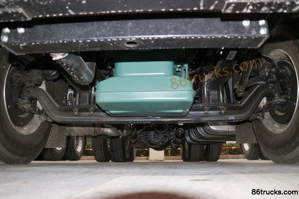 FAW Jiefang Qingdao JH5 500 hp 6X4(10 wheels) Tractor Truck Chassis (1) | 86Trucks