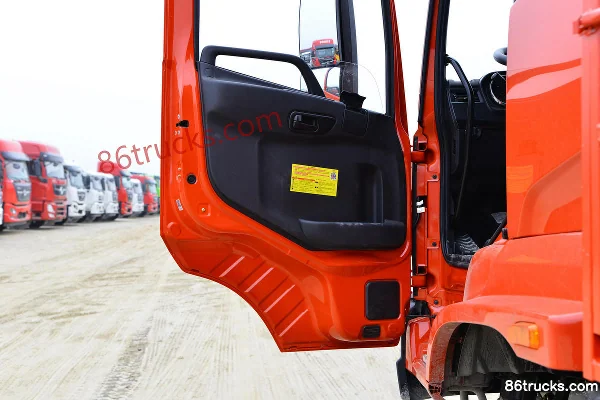 Dongfeng Commercial Vehicle Tianjin VR Heavy Truck Qingtian Edition 270hp 4X2(6 wheels) 5.2m Dump Truck (China VI) Cab (2) | 86Trucks