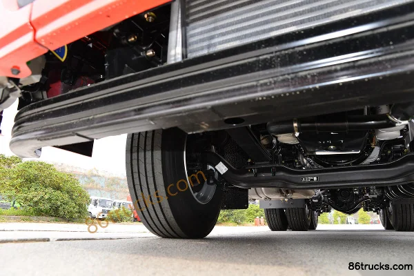 Dongfeng Commercial Vehicle Tianlong VL Heavy Truck 465 hp 6X4(10 wheels) tractor truck (China VI) (Fast Gear transmission) Chassis (2) | 86
