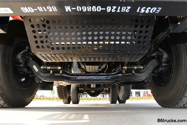 Sanhuan Shitong Haolong Confort 245 ch 6X2(8 roues) Camion benne 4,8 m (toit semi-surélevé) Châssis (1) | 86Trucks