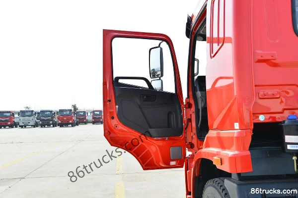 Sanhuan Shitong Haolong 270 ch 6X2(8 roues) 6X2R camion porteur à grille 6,8 m (China VI) Cabine (1) | 86Trucks