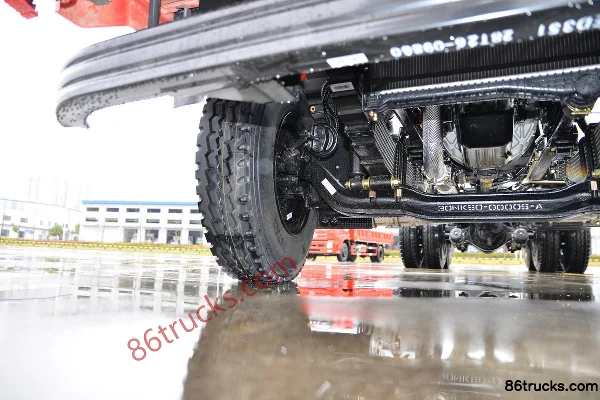 Sanhuan Shitong Haolong 270 ch 6X4(10 roues) camion grue de levage (marque Shitong) Châssis (2) | 86Trucks