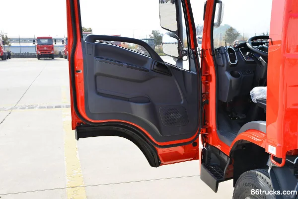 Sanhuan Shitong New Chuangke Standard Edition 160hp 4X2(6 wheels) 4.18m Single Row Flatbed Light Truck (6T Rear Axle) Cab (2) | 86Trucks