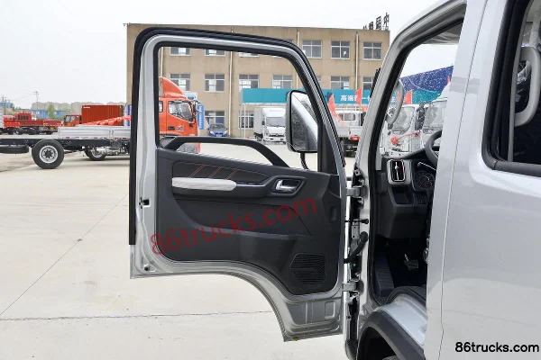Foton Aoling M Card 2.0L 144hp 4X2(6 wheels) Gasoline 3.19m Double Row Flatbed Mini Truck (Hydraulic Brakes) Cab (1) | 86Trucks