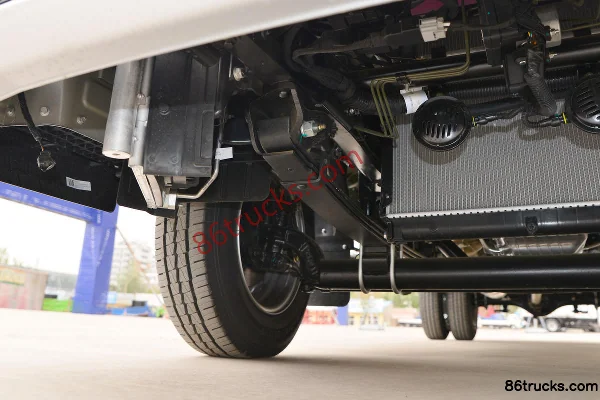 Foton Aoling M Card 2.0L 144hp 4X2(6 wheels) Gasoline 3.19m Double Row Flatbed Mini Truck (Hydraulic Brakes) Chassis (2) | 86Trucks