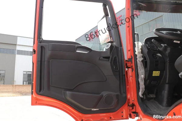 Sinotruk Sitrak G5 Heavy Truck 250 hp 4X2(6 wheels) 6.8m AMT Automatic Van Cargo Truck Cab (2) | 86Trucks