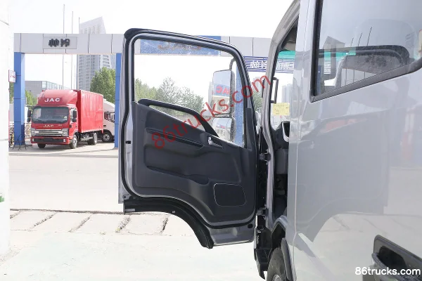 JAC Shuailing S3 130 ch 4X2(6 roues) 3,145 m camion léger à ridelles double cabine (China VI) (1) | 86Trucks