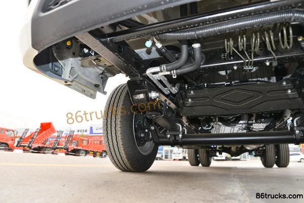 Foton Xiangling M1 1.6L 122hp 4X2(6 wheels) gasoline 3.3m single-row van micro truck Chassis (2) | 86Trucks