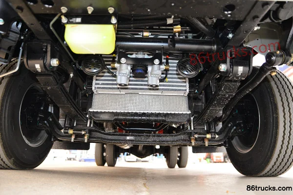 Foton Times Leading M5 152 hp 4X2(6 wheels) 4.15m single-row box truck (China VI) Chassis (1) | 86Trucks