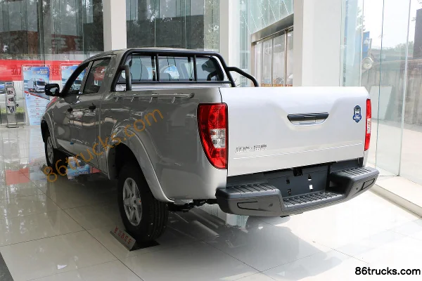 JMC Baodian 2023 Shuxiang Edition 2.5T Diesel 140 hp Manual 2WD Long Wheelbase Flat Bottom Box Double Row Pickup Official Photos (2) | 86Tru