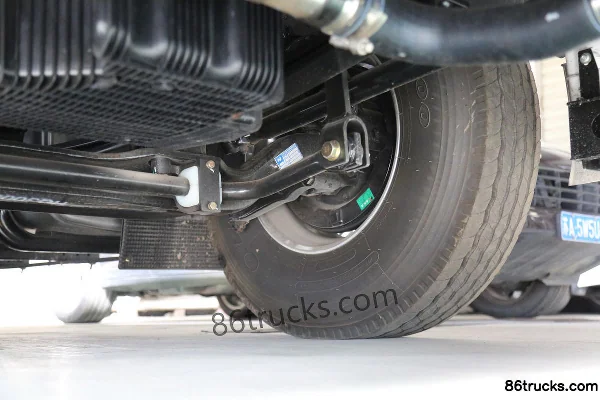 SANY Truck Jiangshan·Nouveau Héros Ligne principale 560 ch 6X4(10 roues) tracteur routier Châssis (3) | 86Trucks