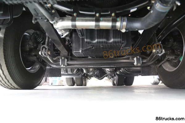 SANY Truck Jiangshan·Nouveau Héros Ligne principale 560 ch 6X4(10 roues) tracteur routier Châssis (1) | 86Trucks