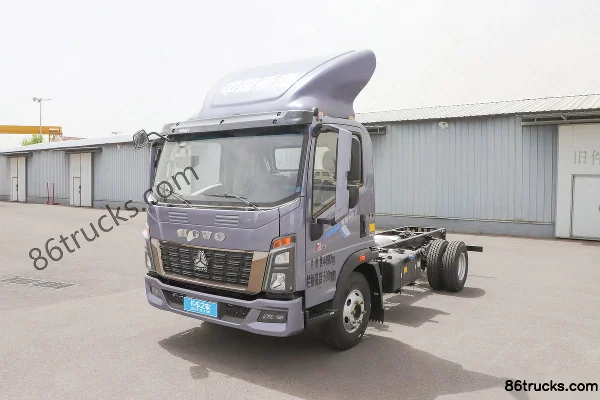 Sinotruk HOWO Tongshuai 160hp 4X2(6 wheels) 4.15m single-row stake truck (China VI) Exterior (3) | 86Trucks
