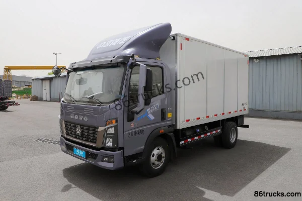 Sinotruk HOWO Tongshuai 160hp 4X2(6 wheels) 4.15m single row van body light truck (Fast Gear 8-speed) Exterior (3) | 86Trucks