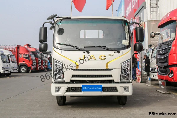 JAC Junling S6 162hp 4X2(6 wheels) 4.22m Single Row Flatbed Light Truck Exterior (3) | 86Trucks