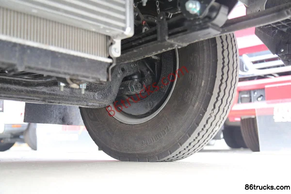 JAC Junling S6 162hp 4X2(6 wheels) 4.22m Single Row Flatbed Light Truck Chassis (3) | 86Trucks