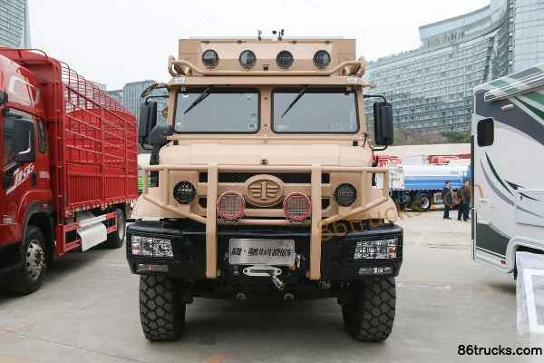 FAW Jiefang M41 Chassis 320hp 4X4(6 wheels) Xueying Off-road RV Exterior (2) | 86Trucks