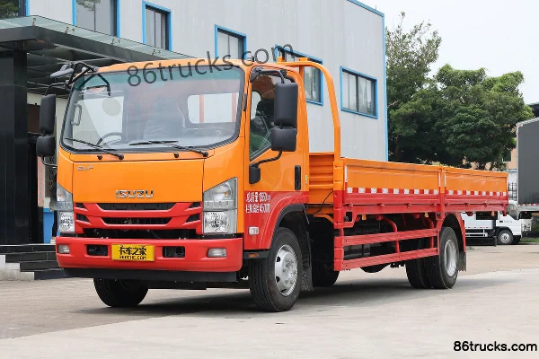 Isuzu 700P series medium truck 190 hp 4X2(6 wheels) 6.008m single-row flatbed cargo truck Exterior (2) | 86Trucks