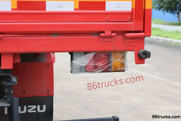 Isuzu 700P series medium truck 190 hp 4X2(6 wheels) 6.008m single-row flatbed cargo truck Body (3) | 86Trucks